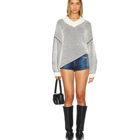 Free People Sweaters - Free People Maisie Sweater Women's oversized v-neck chunky black ivory Med NWT